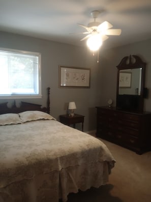 3 chambres, bureau, fer et planche à repasser, Wi-Fi gratuit