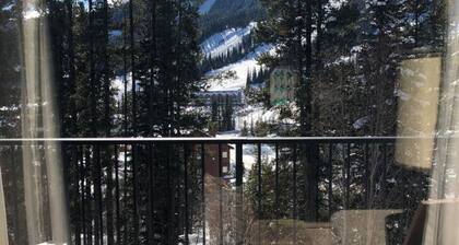 Apex Mountain~Clearview Lodge
