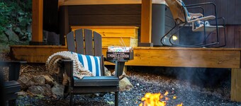 Secluded+Views+Hot Tub+Fire Pit+Dog Friendly