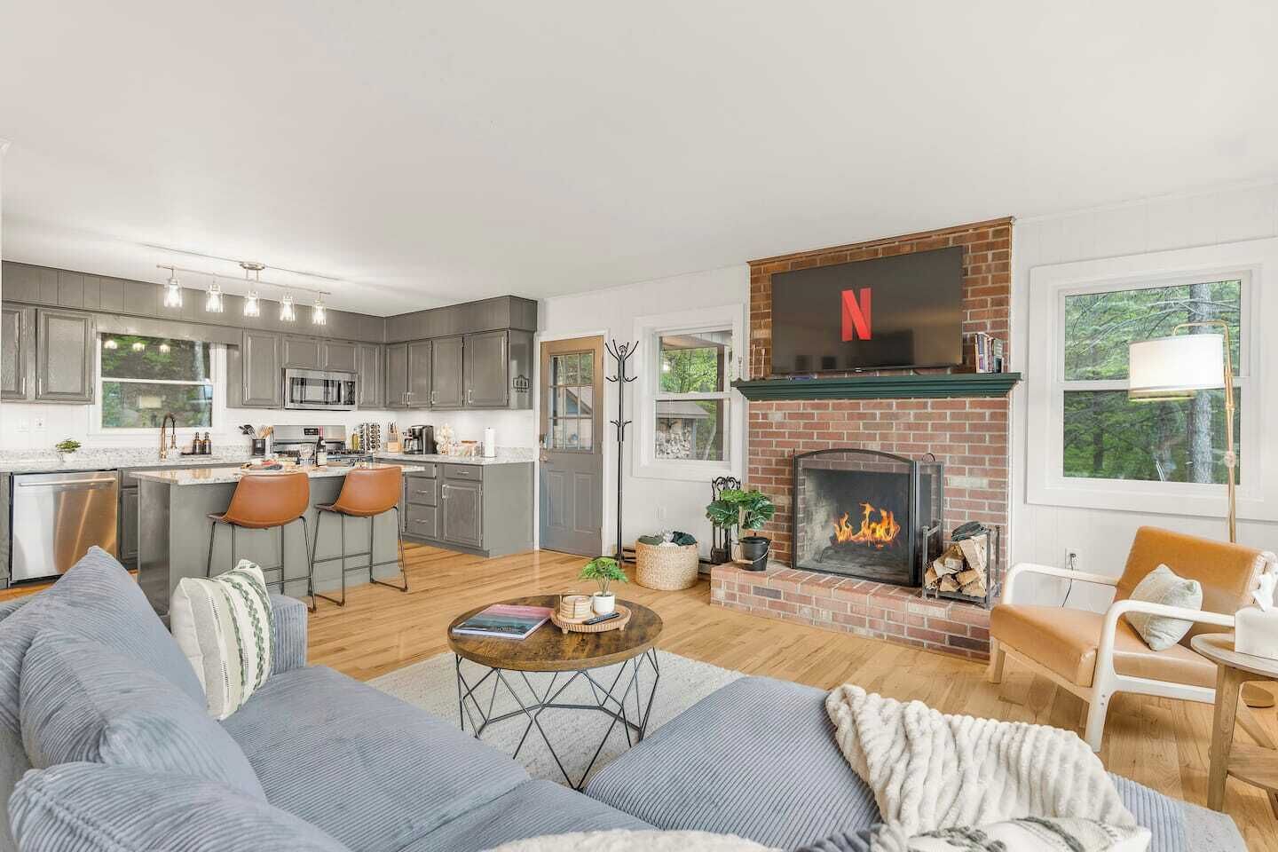 Smart-TV, Kamin