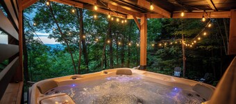 Secluded+Views+Hot Tub+Fire Pit+Dog Friendly