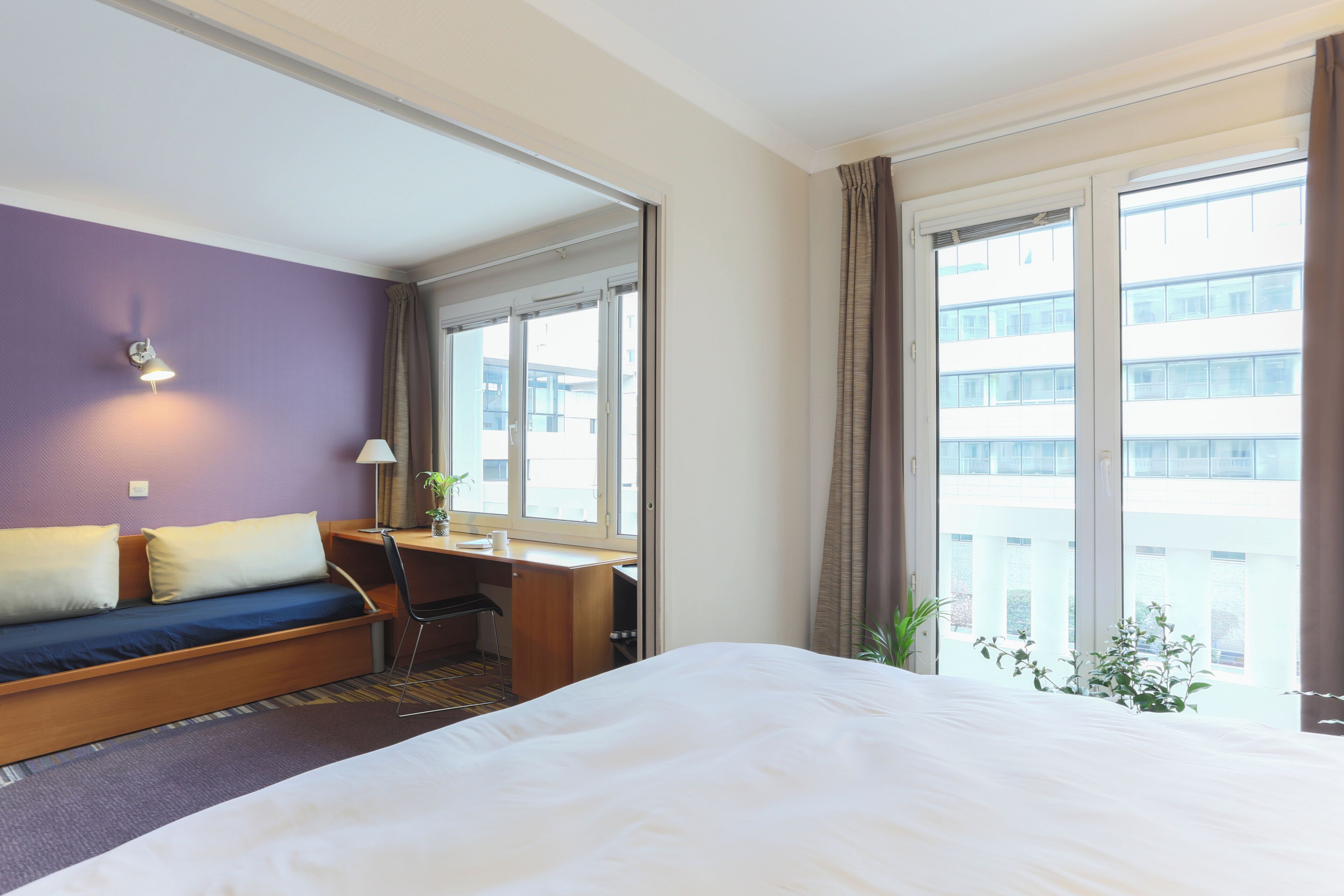 1 Schlafzimmer, Schreibtisch, Bügeleisen/Bügelbrett, Reisekinderbett