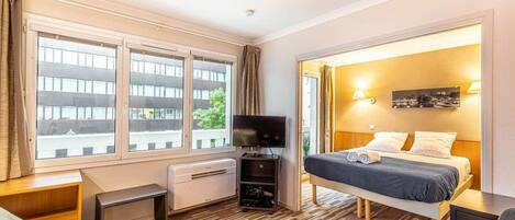 1 Schlafzimmer, Schreibtisch, Bügeleisen/Bügelbrett, kostenloses WLAN