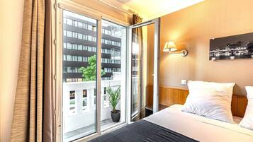 1 chambre, bureau, fer et planche à repasser, Wi-Fi gratuit