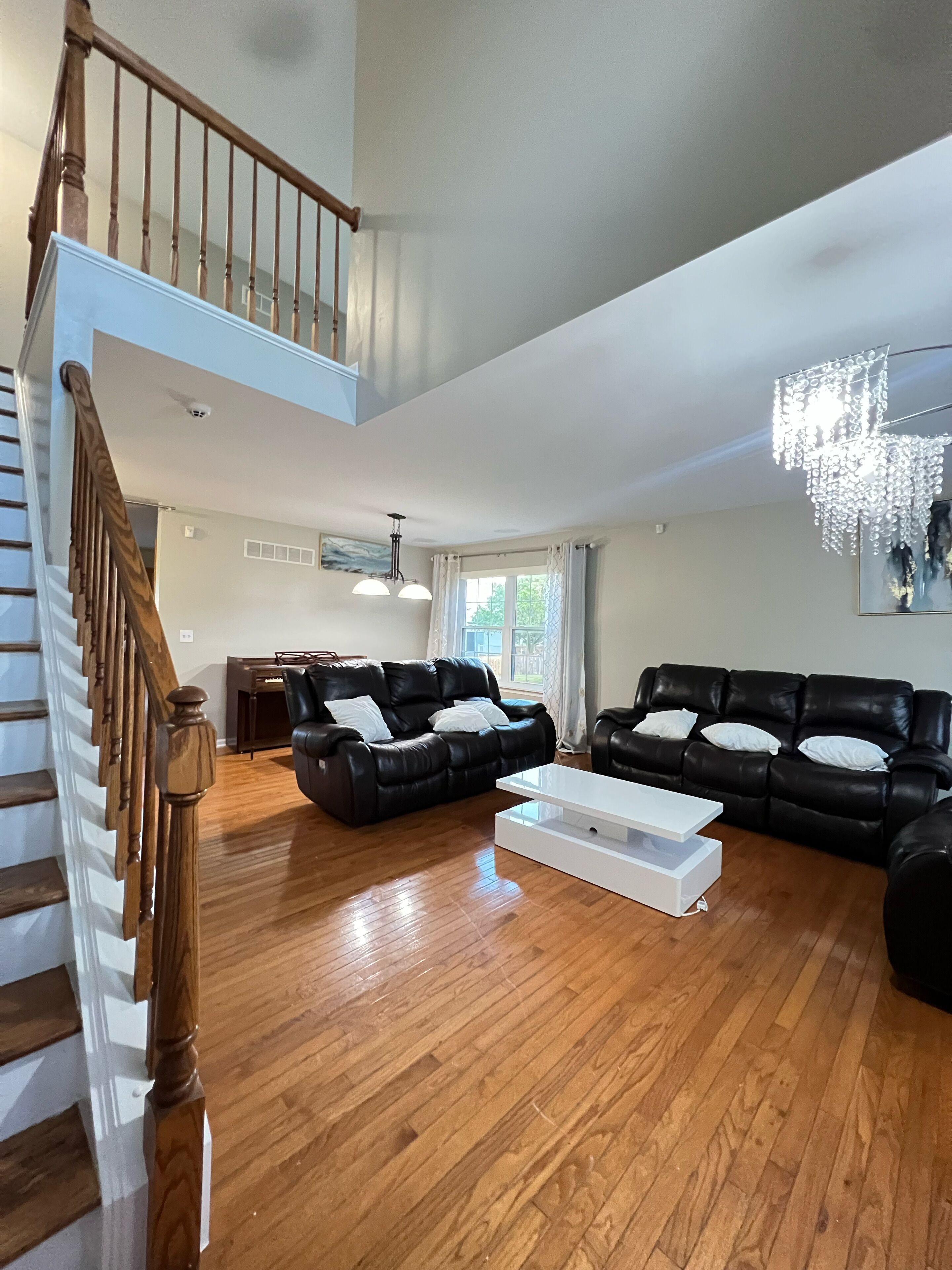 Casa familiar, 4 habitaciones | Área de sala de estar | Impresora 