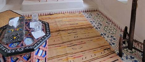 Habitació doble Comfort, vistes al pati | Wifi gratuïta i roba de llit