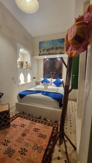 Comfort Double Room, Courtyard View | Free WiFi, bed sheets
