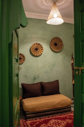 Comfort Double Room, 1 Double Bed, Courtyard View | Free WiFi, bed sheets - Riad Eljazouli (Marrakech)