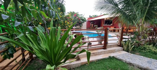 Poolside Double Suite. Behind the dunes, 10 minutes from the beach.