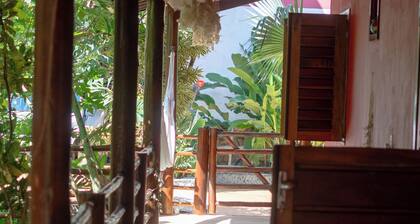 Poolside Double Suite. Behind the dunes, 10 minutes from the beach.