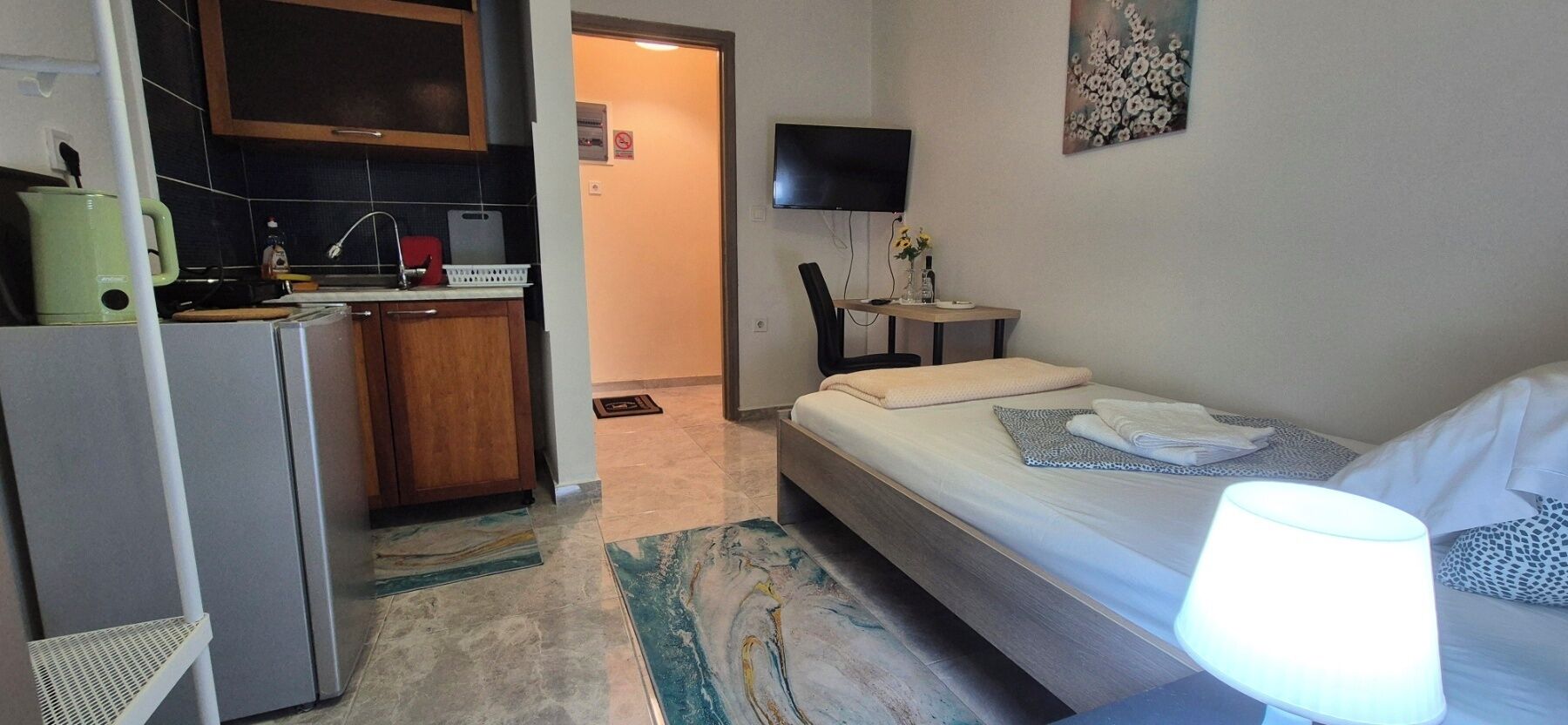 1 chambre, fer et planche à repasser, Wi-Fi, draps fournis