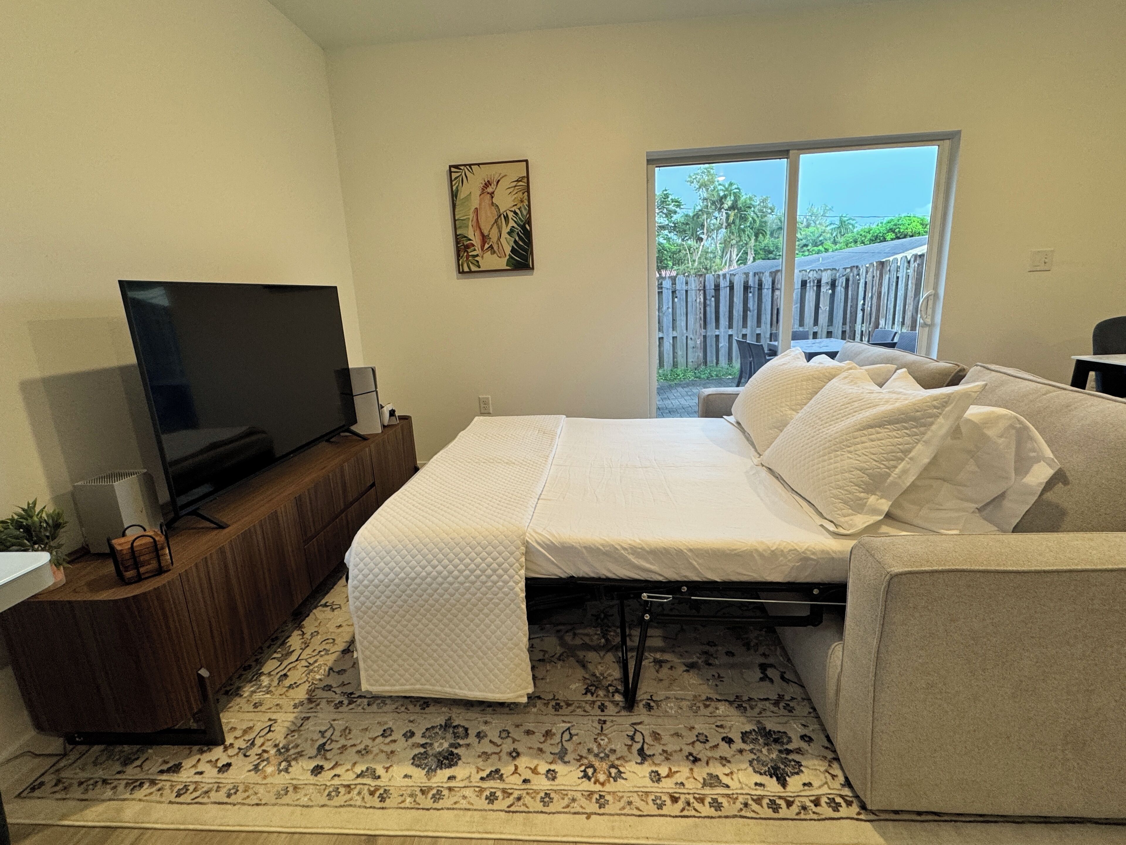 3 slaapkamers, een strijkplank/strijkijzer, wifi, beddengoed