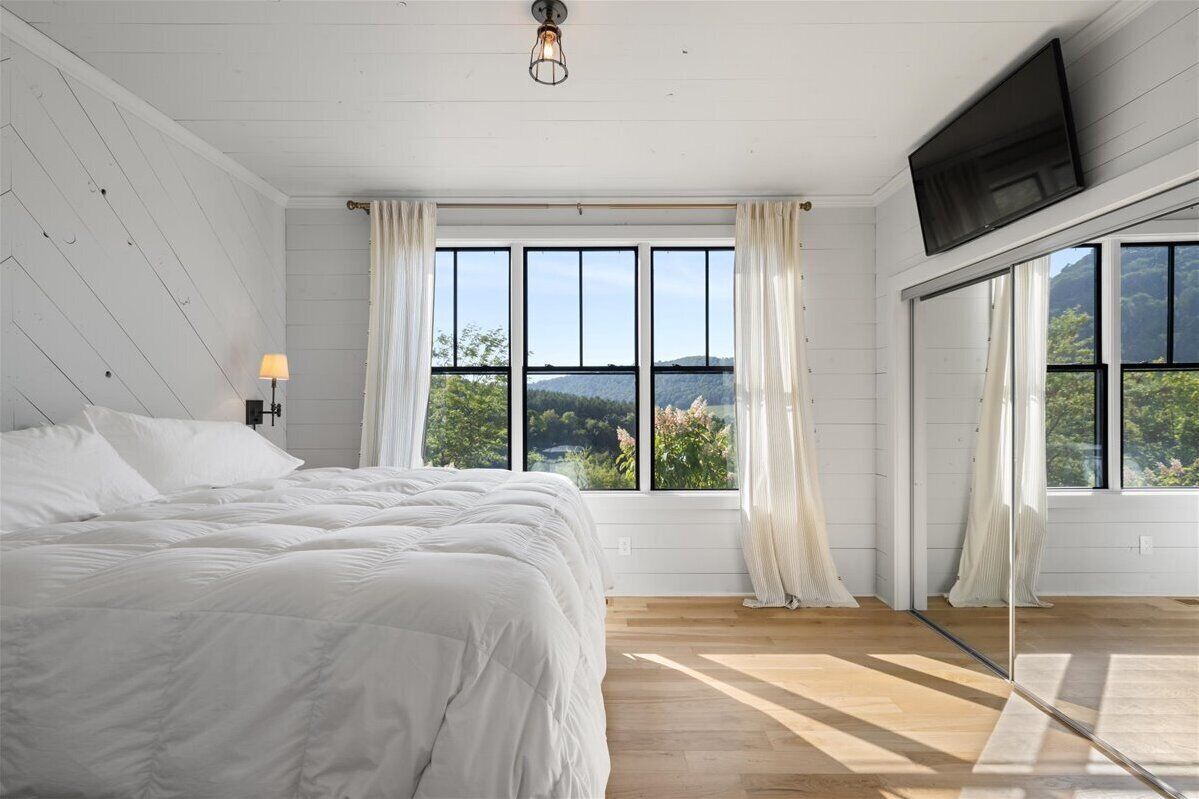 4 多间卧室、上网接入、床单