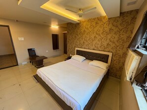 Double Room | Free WiFi