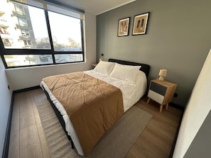 Apartamento conforto, sacada, vista para a cidade