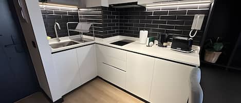 Apartment | Private kitchen | Microwave