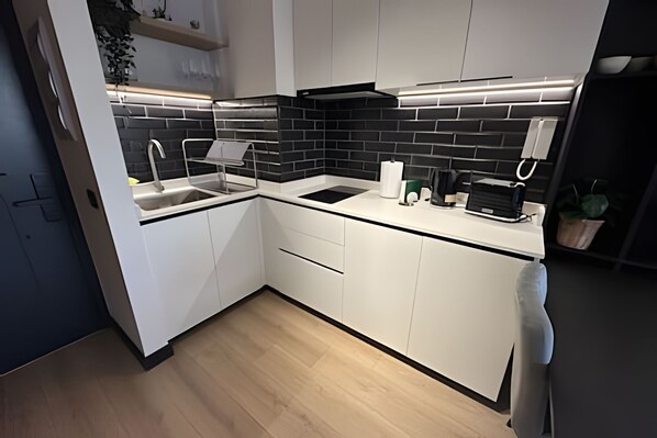 Apartment | Private kitchen | Microwave