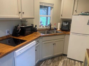 ميكروويف، موقد طهي مسطح، غسالة أطباق