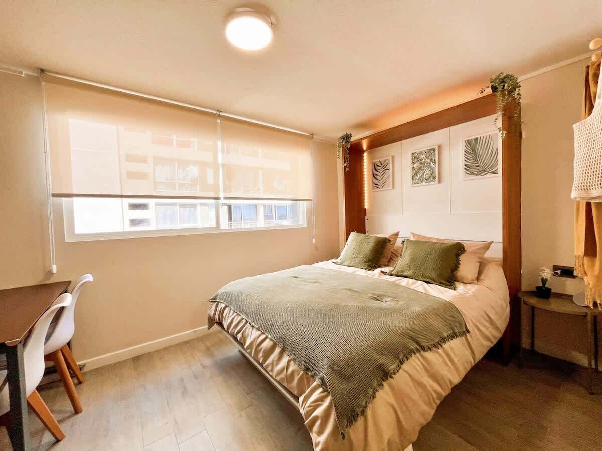 1 habitación, tabla de planchar con plancha, wifi y ropa de cama 