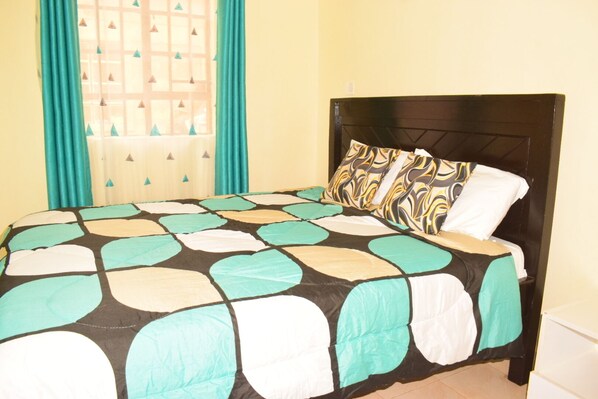 1 bedroom, WiFi, bed sheets