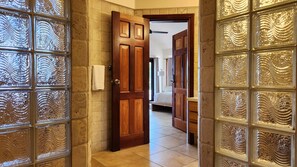 3 bedrooms, iron/ironing board, Internet, bed sheets