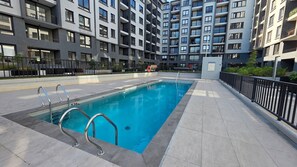 Apartamento | Piscina | Piscina externa sazonal