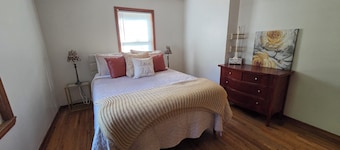 Peaceful 2BR Pad – Quiet, Comfy, Convenient