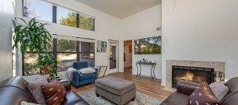 East / Htd Pools / Sabino / 2 BR 2BA / Golf View