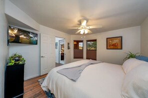 2 bedrooms, iron/ironing board, travel cot, WiFi