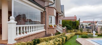 'Alojamientos Marte Room 4' with Shared Terrace and Garden