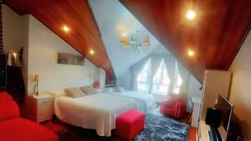 Iron/ironing board, WiFi, bed sheets