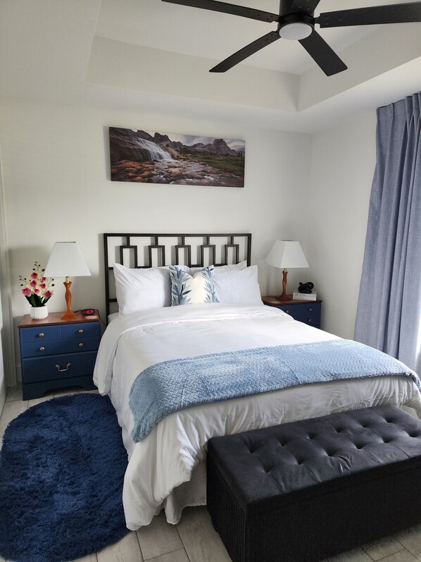 3 bedrooms, iron/ironing board, WiFi, bed sheets