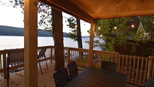 Mother's Day Lakefront Retreat w/Finnish Sauna