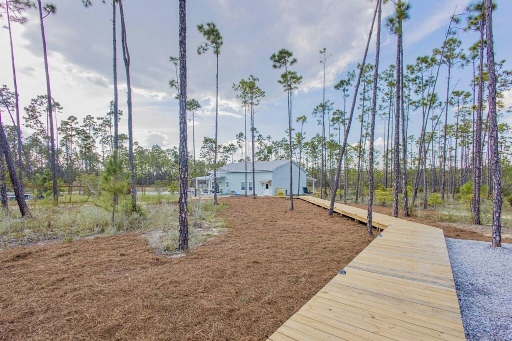 المنطقة المحيطة بالمنشأة