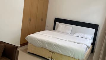 Double Room, Balcony, City View | In-room safe, desk, blackout curtains, soundproofing