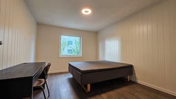 5 bedrooms, Internet, bed sheets
