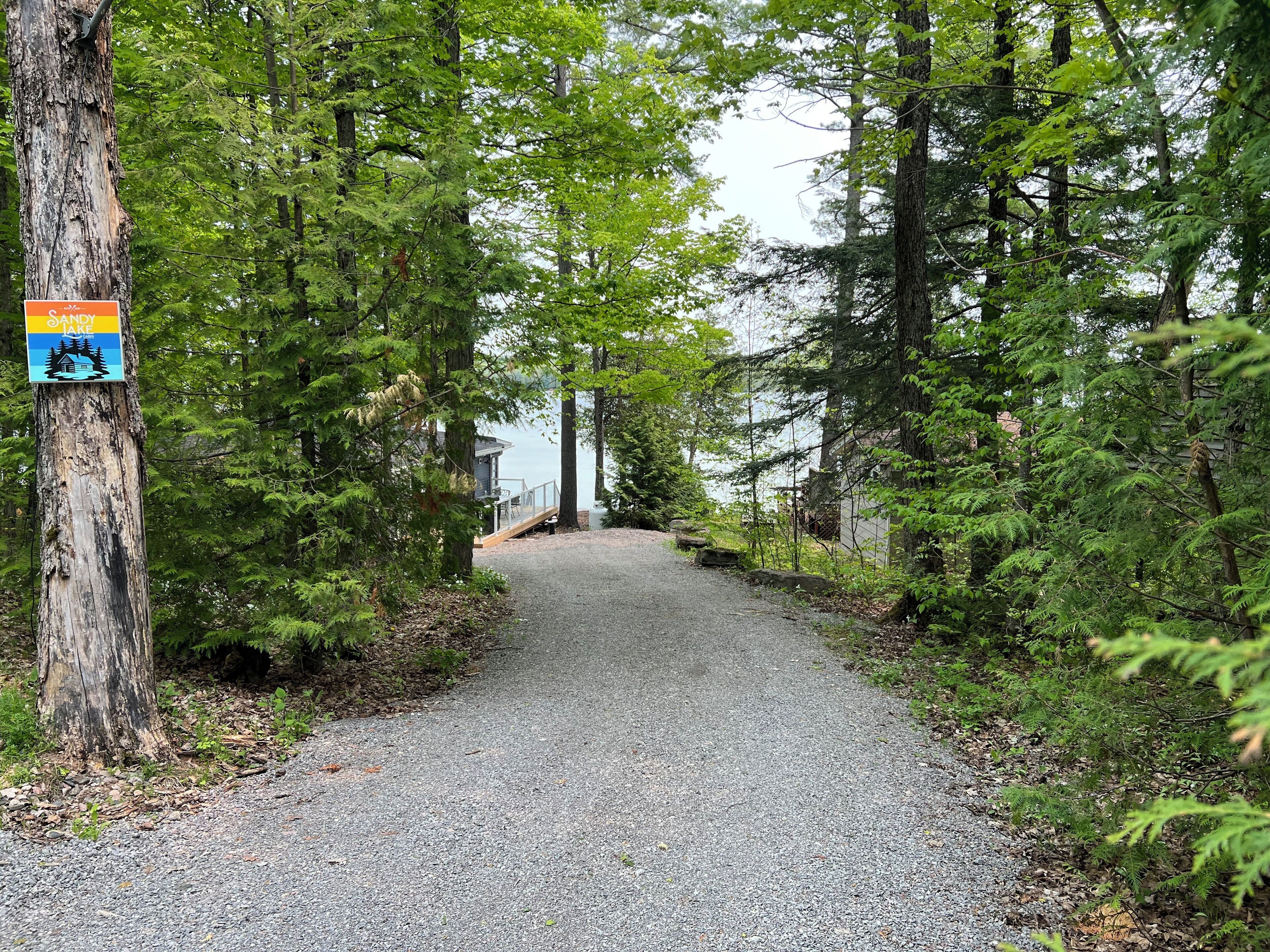 المنطقة المحيطة بالمنشأة