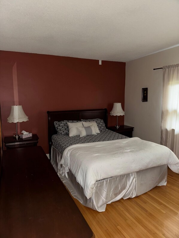 3 Schlafzimmer, Bügeleisen/Bügelbrett, WLAN, Bettwäsche