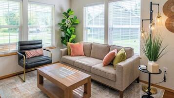 智能電視、 辦公室