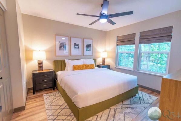 2 bedrooms, iron/ironing board, travel cot, free WiFi