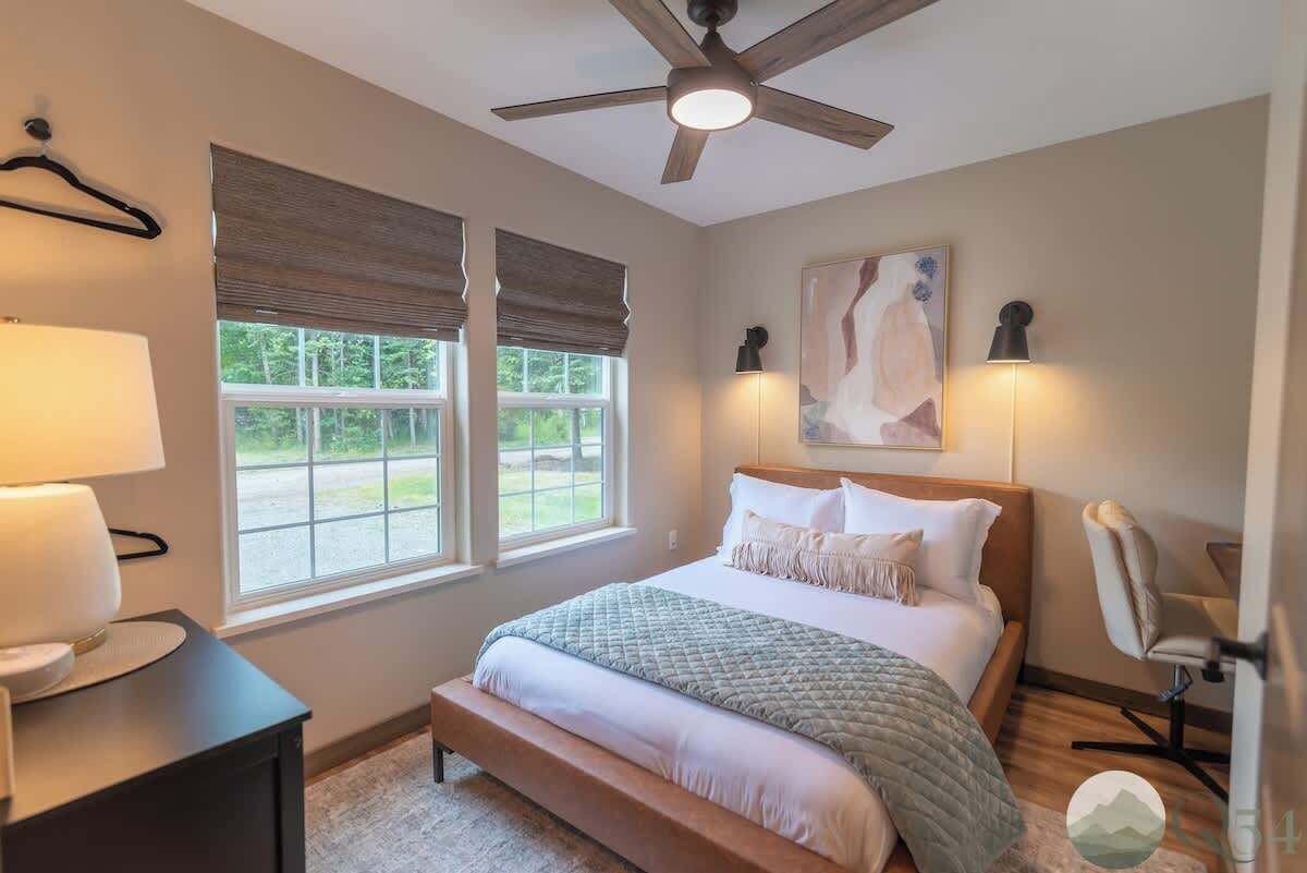 2 bedrooms, iron/ironing board, travel cot, free WiFi