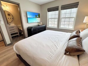 2 makuuhuonetta, silitysrauta/-lauta, vauvan matkasänky, ilmainen Wi-Fi