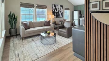 智能電視、 辦公室