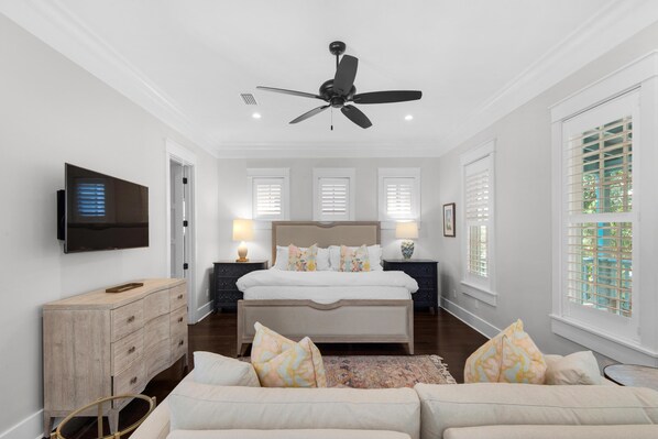 4 bedrooms, iron/ironing board, free WiFi, bed sheets