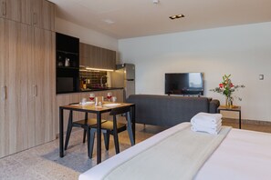 Desk, iron/ironing board, travel cot, WiFi