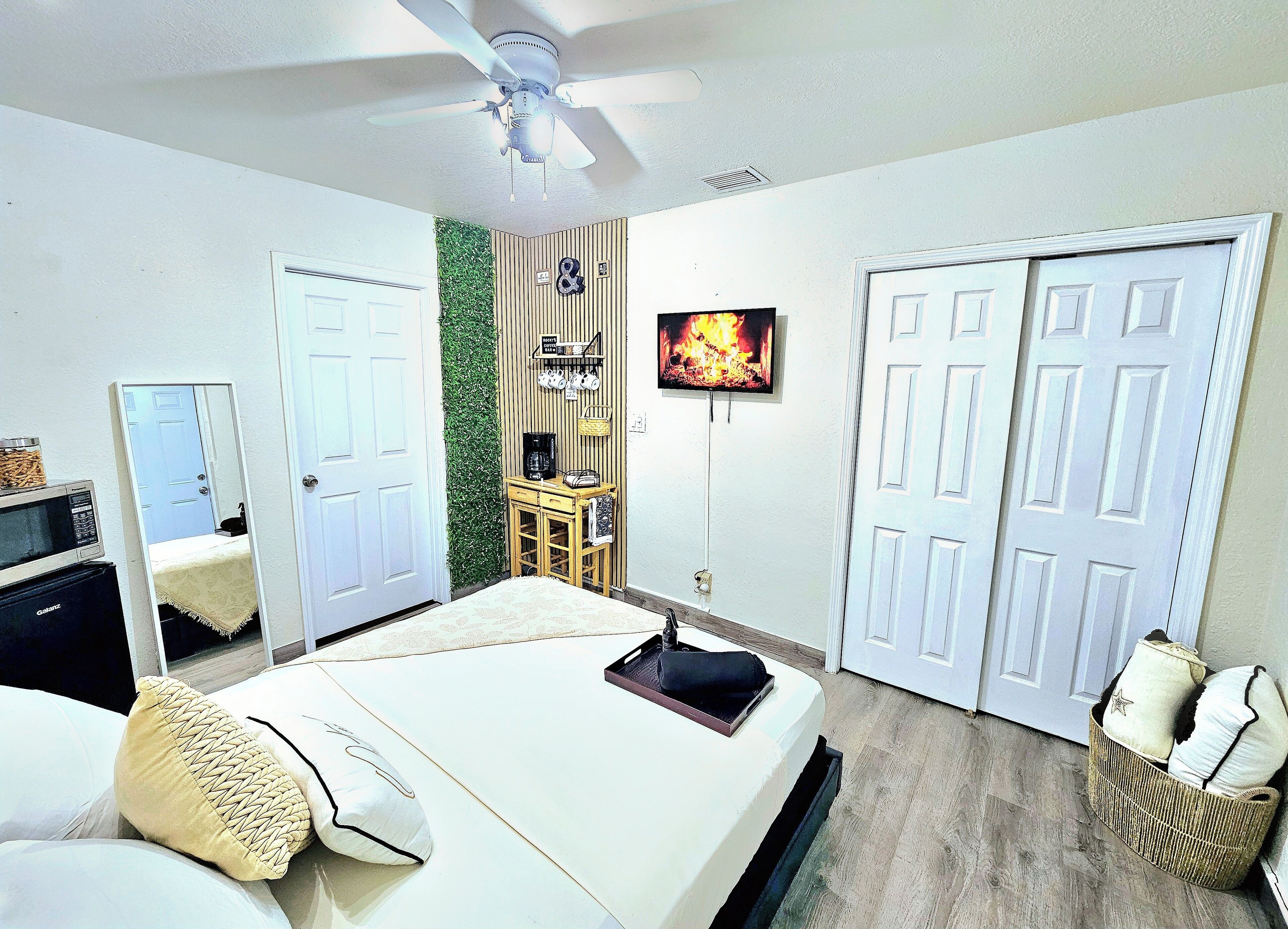 1 chambre, bureau, Wi-Fi, draps fournis