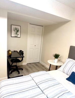 1 makuuhuone, työpöytä, ilmainen Wi-Fi, vuodevaatteet