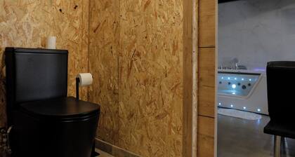 Oira House Jacuzzi. Oira2x1 Promotion