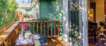 Railroad District, steps to downtown, everything you need to enjoy Ashland!