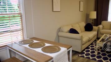 Älytelevisio, kirjoja